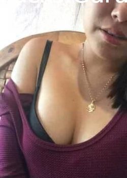 jovencita tocandose 2